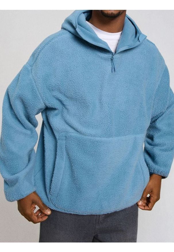 Sinsay - Bluza pullover z kapturem - niebieski. Typ kołnierza: kaptur. Kolor: niebieski