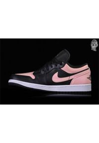 Buty do chodzenia męskie Nike Air Jordan 1 Retro Low Crimson Tint. Zapięcie: sznurówki. Kolor: wielokolorowy. Materiał: guma, skóra, syntetyk, materiał. Szerokość cholewki: normalna. Model: Nike Air Jordan. Sport: turystyka piesza