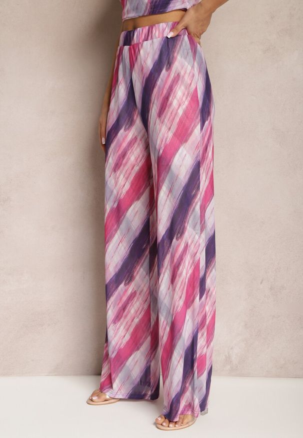 Renee - Fuksjowe Siateczkowe Spodnie Szerokie High Waist Mandiore. Okazja: na co dzień. Stan: podwyższony. Kolor: różowy. Styl: elegancki, casual