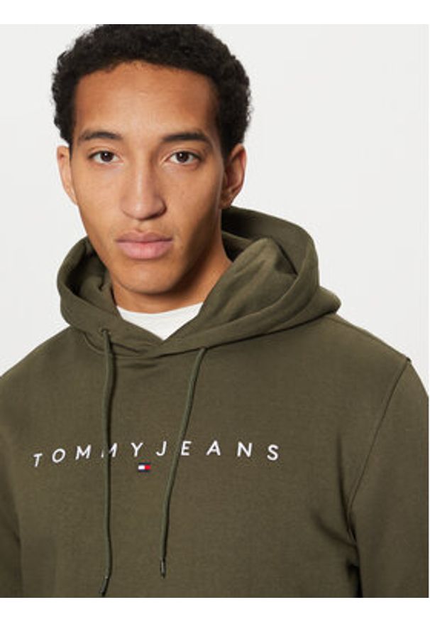 Tommy Jeans Bluza DM0DM20746 Zielony Regular Fit. Kolor: zielony. Materiał: bawełna