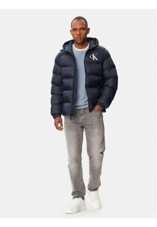 Calvin Klein Jeans Kurtka zimowa LV04RG513G Granatowy Regular Fit. Kolor: niebieski. Materiał: syntetyk. Sezon: zima
