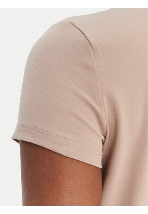 Guess T-Shirt W4BI26 J1314 Beżowy Regular Fit. Kolor: beżowy. Materiał: bawełna