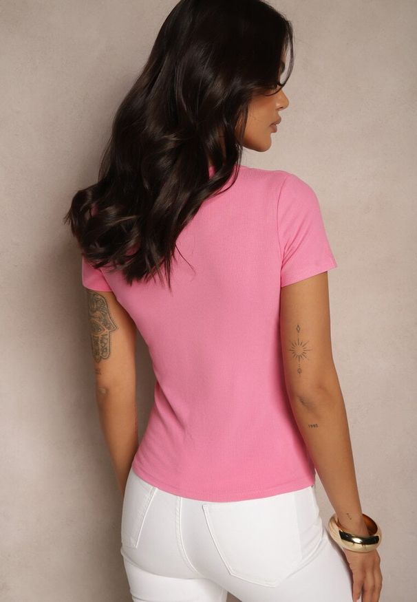 Renee - Różowy T-shirt Basic z Wiskozy Worreti. Okazja: na co dzień. Kolor: różowy. Materiał: wiskoza. Styl: sportowy, klasyczny, casual