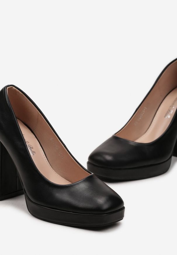 Renee - Czarne Stylowe Czółenka na Geometrycznym Słupku z Gładkiej Ekoskóry Salvael. Kolor: czarny. Materiał: jeans. Wzór: geometria, gładki. Obcas: na słupku. Styl: elegancki. Wysokość obcasa: wysoki