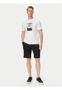 BOSS Szorty materiałowe 50559178 Czarny Regular Fit. Kolor: czarny. Materiał: len #2