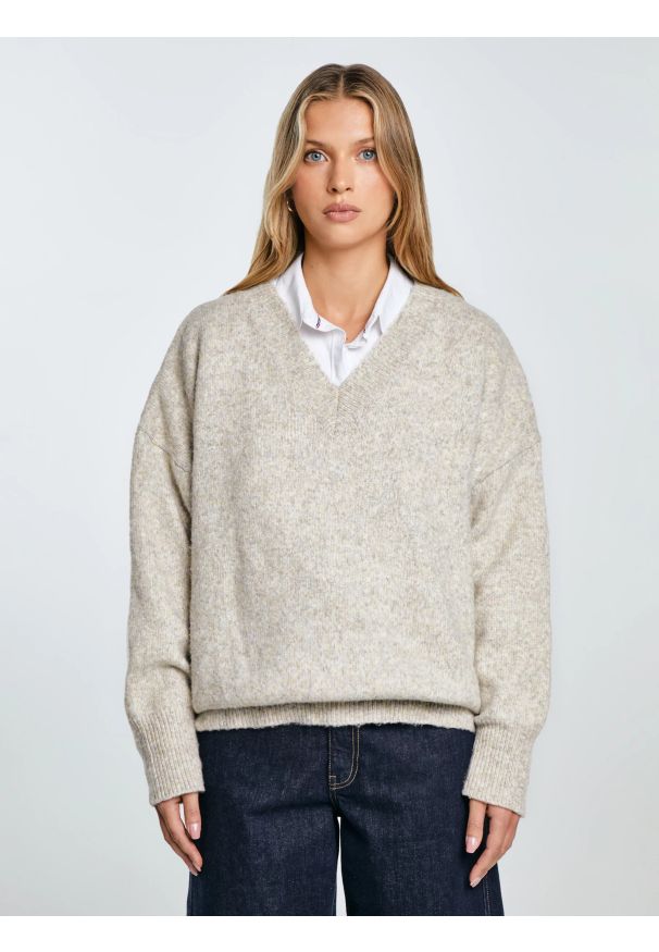 Big-Star - Sweter damski v-neck z dodatkiem wełny beżowy Violina 801. Kolor: beżowy. Materiał: wełna. Styl: elegancki