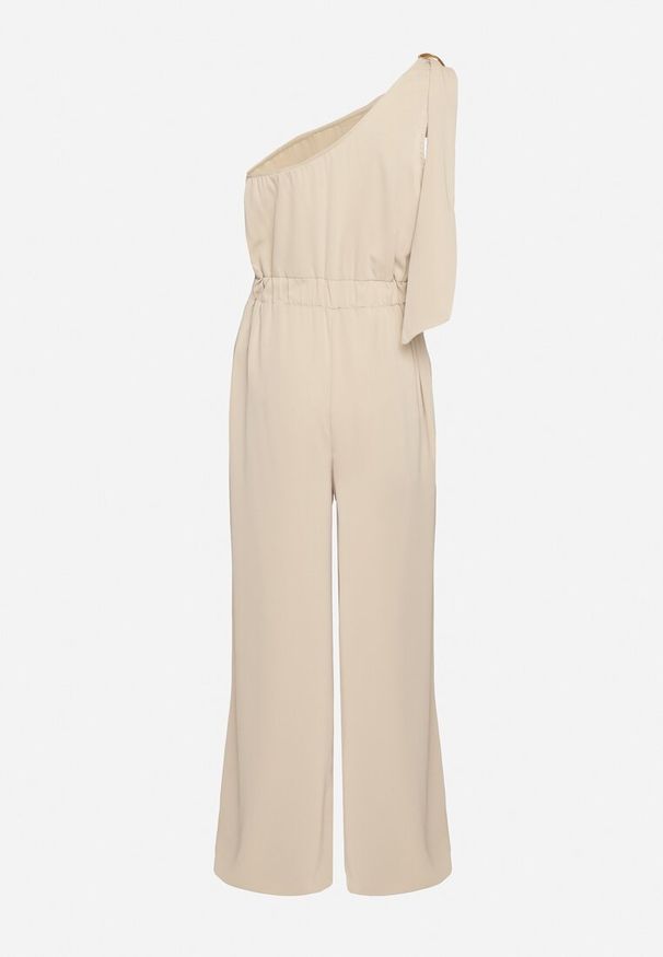 Born2be - Beżowy Kombinezon Asymetryczny na Jedno Ramię z Dwoma Kieszeniami Benama. Okazja: na wesele, na imprezę, na randkę, na ślub cywilny. Kolor: beżowy