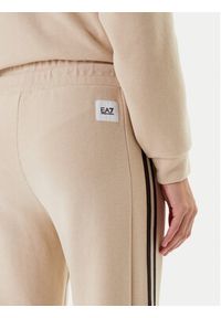 EA7 Emporio Armani Spodnie dresowe 7W000568 AF15528 U1046 Beżowy Relaxed Fit. Kolor: beżowy. Materiał: syntetyk #5