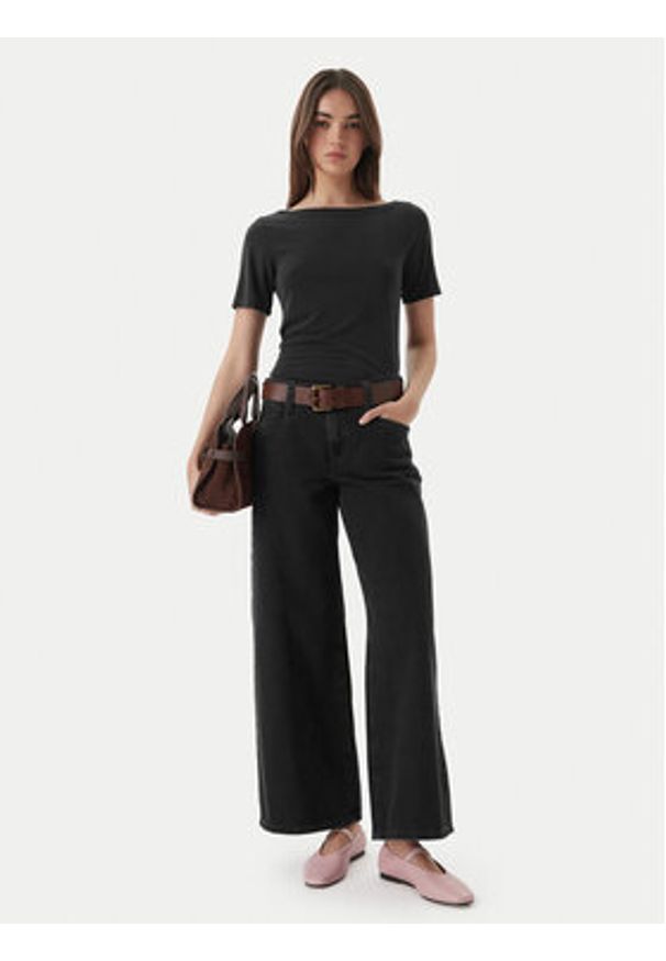 only - ONLY T-Shirt Free 15367559 Czarny Regular Fit. Kolor: czarny. Materiał: syntetyk