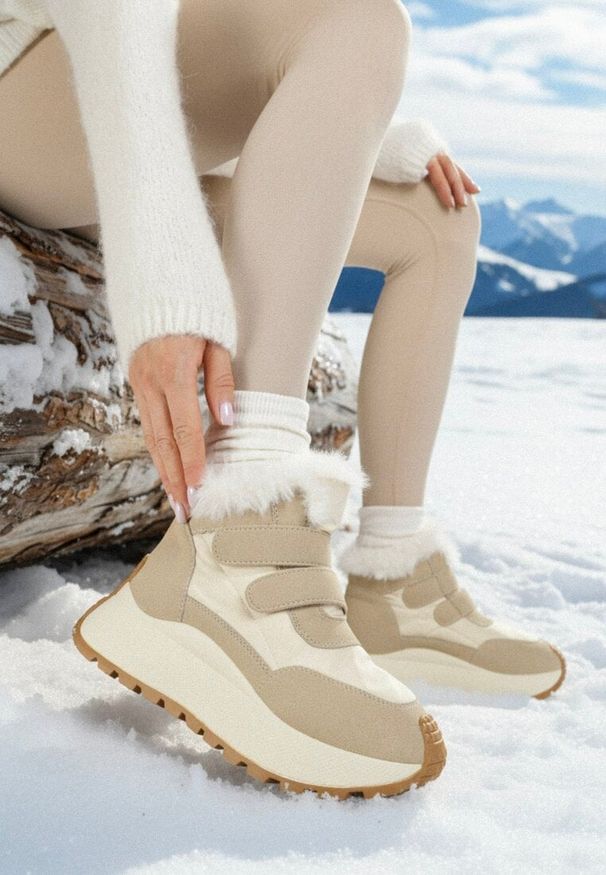 Born2be - Beżowe Sneakersy Śniegowce Vices na Grubej Podeszwie z Zapięciem na Rzep i Futrem Nelisella. Zapięcie: rzepy. Kolor: beżowy. Materiał: futro. Wzór: aplikacja. Sezon: zima