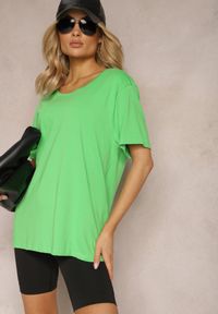 Renee - Zielona Bluzka w Stylu T-shirtowym z Okrągłym Dekoltem Lireuma. Kolor: zielony