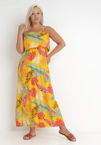 Born2be - Żółta Sukienka Morgarenna. Kolor: żółty. Długość rękawa: na ramiączkach. Wzór: kolorowy, aplikacja. Długość: midi #6
