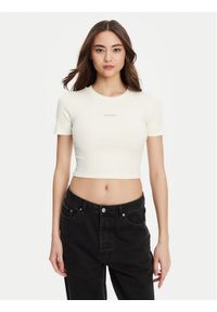 Guess T-Shirt V5YP08 K8RT2 Biały Slim Fit. Kolor: biały. Materiał: wiskoza