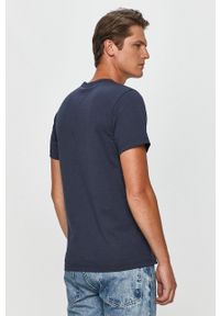 Tommy Jeans - T-shirt DM0DM09588.NOS. Okazja: na co dzień. Kolor: niebieski. Materiał: dzianina. Styl: casual #3