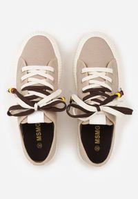 Renee - Beżowe Niskie Trampki z Podwójnymi Sznurówkami na Tłoczonej Platformie Astedella. Nosek buta: okrągły. Zapięcie: sznurówki. Kolor: beżowy. Materiał: materiał. Obcas: na platformie. Wysokość obcasa: niski #5