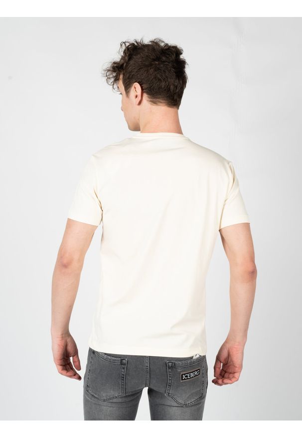 Iceberg T-Shirt "C-Neck" | F020639A | Mężczyzna | Beżowy. Okazja: na co dzień. Kolor: beżowy. Materiał: bawełna, elastan. Wzór: nadruk. Styl: elegancki, casual