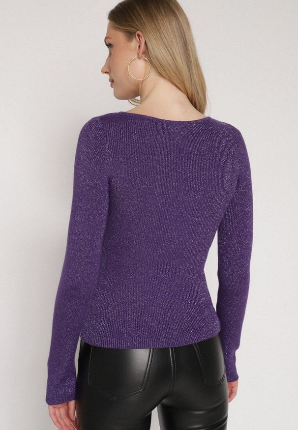 Born2be - Fioletowy Sweter z Wiskozą i Metaliczną Nitką Lillanova. Okazja: na co dzień. Kolor: fioletowy. Materiał: wiskoza. Długość rękawa: długi rękaw. Długość: długie. Styl: casual