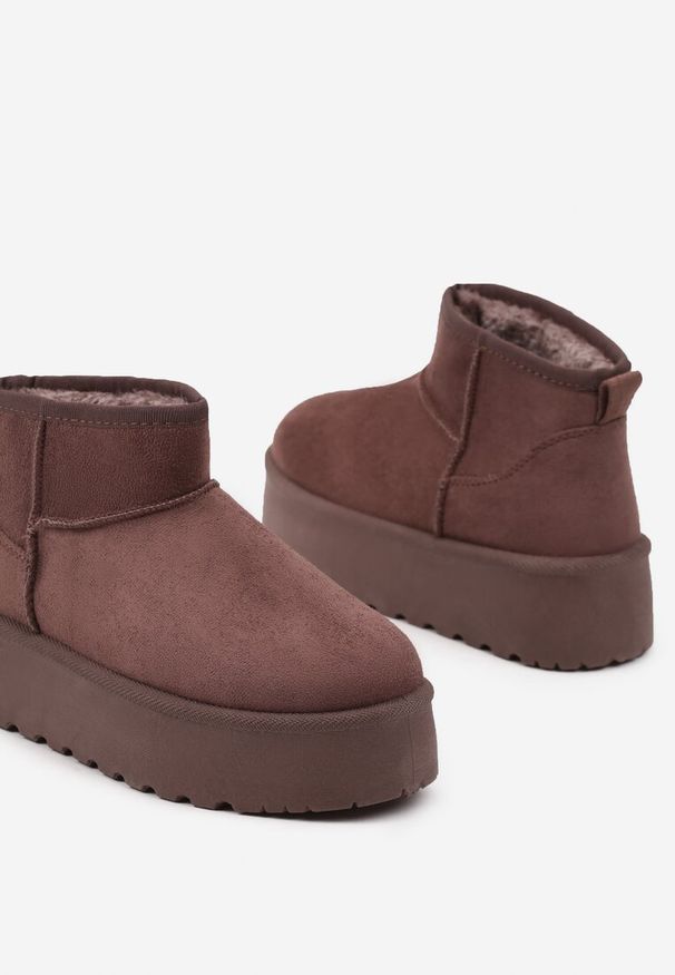 Born2be - Brązowe Niskie Śniegowce Ekozamszowe na Platformie Mocno Ocieplane Reathra. Okazja: na co dzień, na spacer. Kolor: brązowy. Materiał: jeans. Obcas: na platformie. Styl: casual, klasyczny