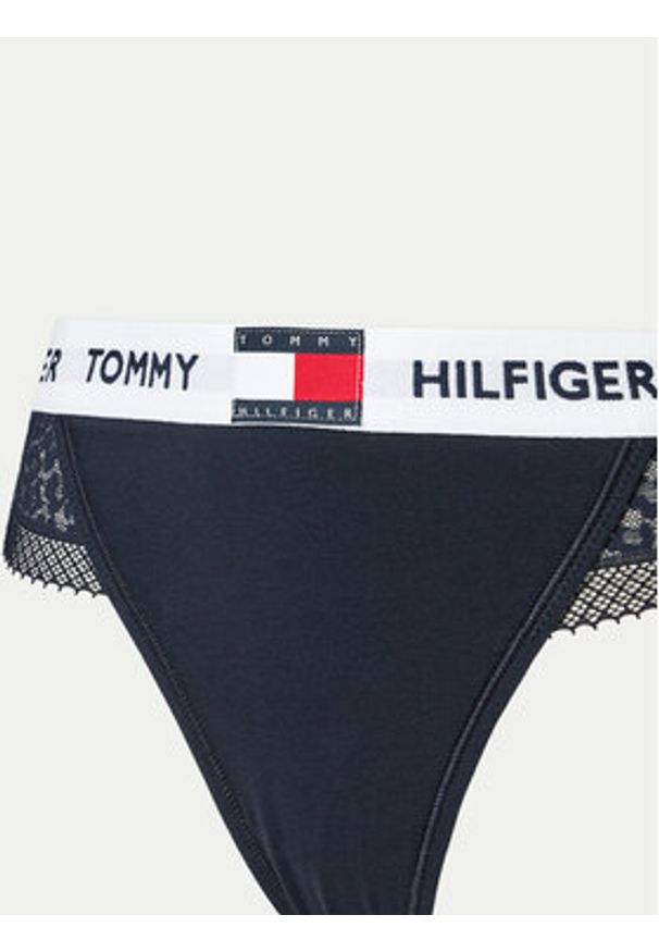 TOMMY HILFIGER - Tommy Hilfiger Stringi UW0UW05619 Granatowy. Kolor: niebieski. Materiał: syntetyk