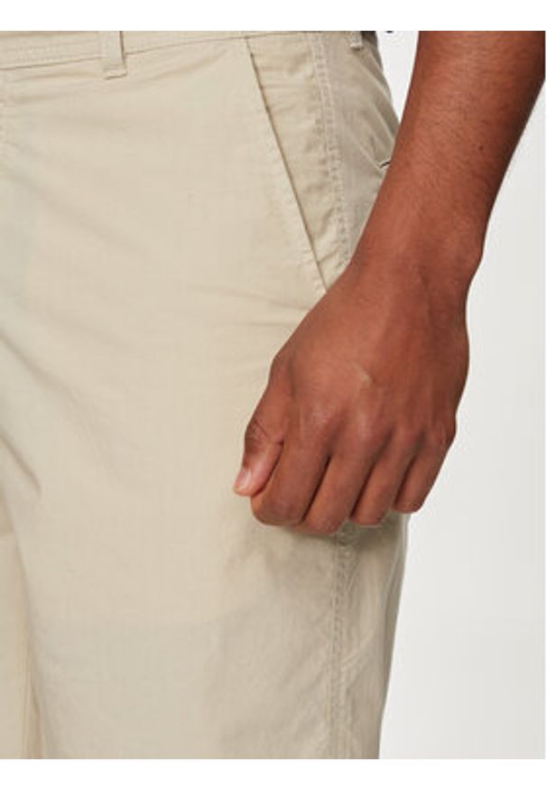 columbia - Columbia Szorty materiałowe Washed Out™ Short 1491953 Beżowy Regular Fit. Kolor: beżowy. Materiał: bawełna