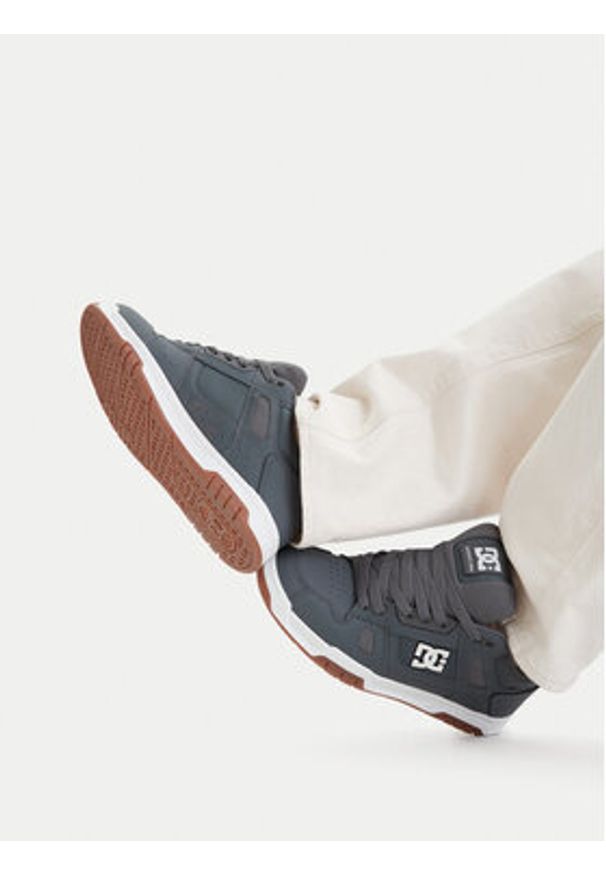 DC Shoes Sneakersy CEO-V5-10121 Szary. Kolor: szary. Materiał: skóra