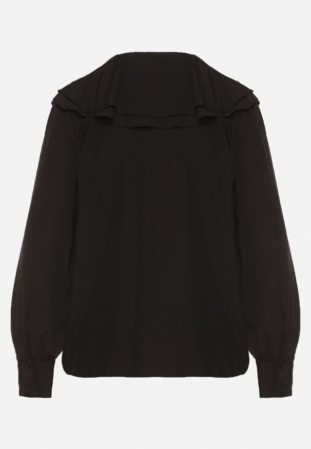 Born2be - Czarna Koszula Vices z Bufiastymi Rękawami i Żabotem z Falbanami Zoivia. Okazja: do pracy, na spotkanie biznesowe. Typ kołnierza: z żabotem. Kolor: czarny. Materiał: lakier, jeans. Wzór: aplikacja. Styl: biznesowy, klasyczny, elegancki