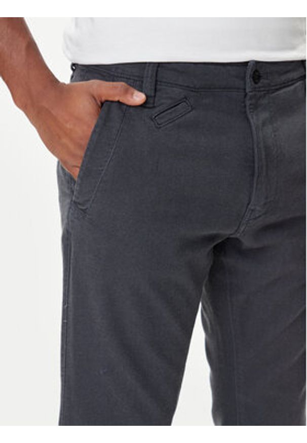 G-Star RAW - G-Star Raw Chinosy Bronson 3.0 D26336-E069 Granatowy Slim Fit. Kolor: niebieski. Materiał: bawełna