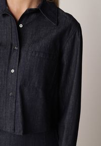 Born2be - Granatowy Bawełniano-Wiskozowy Komplet z Imitacji Jeansu Spódnica z Paskiem i Koszula Peshophi. Kolor: niebieski. Materiał: wiskoza, jeans, bawełna #4