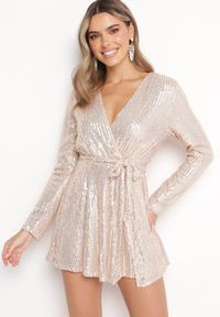 Born2be - Szampański Cekinowy Kombinezon z Kopertowym Dekoltem i Paskiem w Talii Bellaox. Kolor: złoty. Materiał: materiał #1