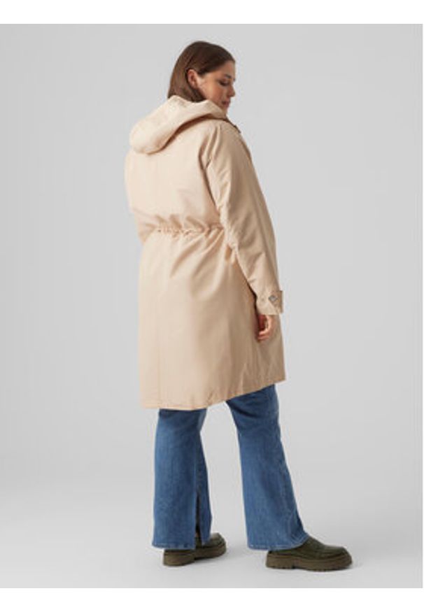 Vero Moda Curve Płaszcz przejściowy 10287156 Brązowy Regular Fit. Kolor: brązowy. Materiał: syntetyk