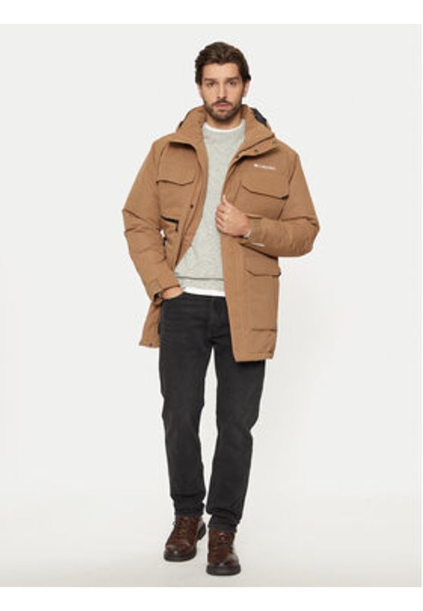 columbia - Columbia Parka Landroamer™ II 2088041 Brązowy Regular Fit. Kolor: brązowy. Materiał: syntetyk