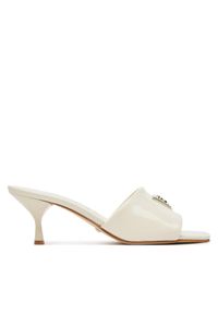 Guess Klapki FLJLUS PAF03 Écru. Materiał: skóra