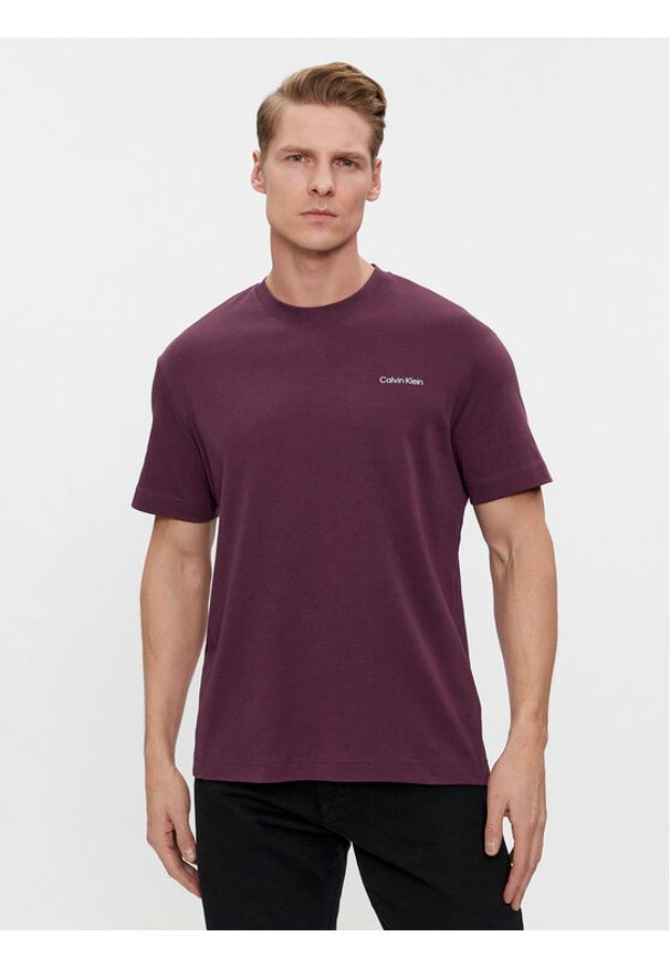 Calvin Klein T-Shirt Micro Logo K10K109894 Fioletowy Regular Fit. Kolor: fioletowy. Materiał: bawełna