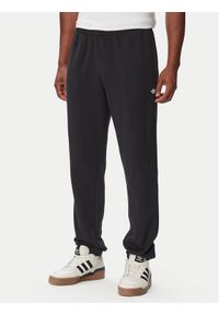 Adidas - adidas Spodnie dresowe Trefoil Essentials KR3463 Czarny Regular Fit. Kolor: czarny. Materiał: bawełna #1