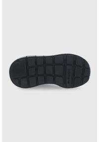 adidas Originals Buty dziecięce Swift Run X kolor czarny. Nosek buta: okrągły. Zapięcie: sznurówki. Kolor: czarny. Materiał: guma. Wzór: nadruk. Sport: bieganie