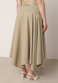 Born2be - Zielona Rozkloszowana Spódnica z Ozdobnym Paskiem i Asymetrycznym Dołem Pillen. Okazja: na co dzień, do pracy. Kolor: zielony. Materiał: skóra. Długość: długie. Styl: casual, elegancki #5