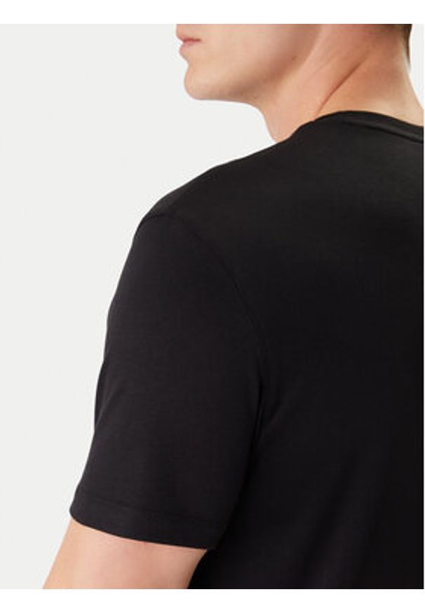 Calvin Klein T-Shirt LV04LB275G Czarny Regular Fit. Kolor: czarny. Materiał: bawełna