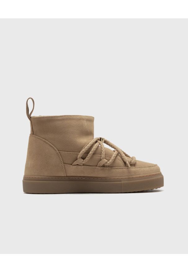 Inuikii - INUIKII CLASSIC LOW Śniegowce damskie. Kolor: beżowy. Materiał: materiał, guma, wełna. Szerokość cholewki: normalna. Sezon: zima. Styl: elegancki