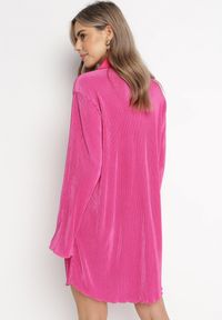 Born2be - Fuksjowa Plisowana Sukienka Mini o Koszulowym Kroju Unvelc. Okazja: na spotkanie biznesowe, do pracy, na co dzień. Typ kołnierza: kołnierzyk klasyczny. Kolor: różowy. Materiał: jeans, materiał. Długość rękawa: długi rękaw. Typ sukienki: koszulowe. Styl: elegancki, casual, klasyczny, biznesowy. Długość: mini #5