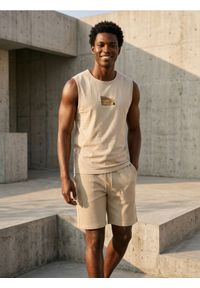 Sinsay - Szorty z wiązaniem - kremowy. Kolor: kremowy