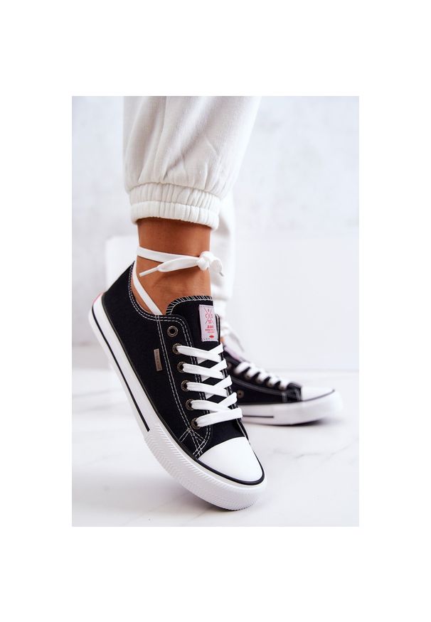 Damskie Klasyczne Trampki Cross Jeans JJ2R4011C Czarne. Kolor: czarny. Materiał: materiał, guma. Styl: klasyczny