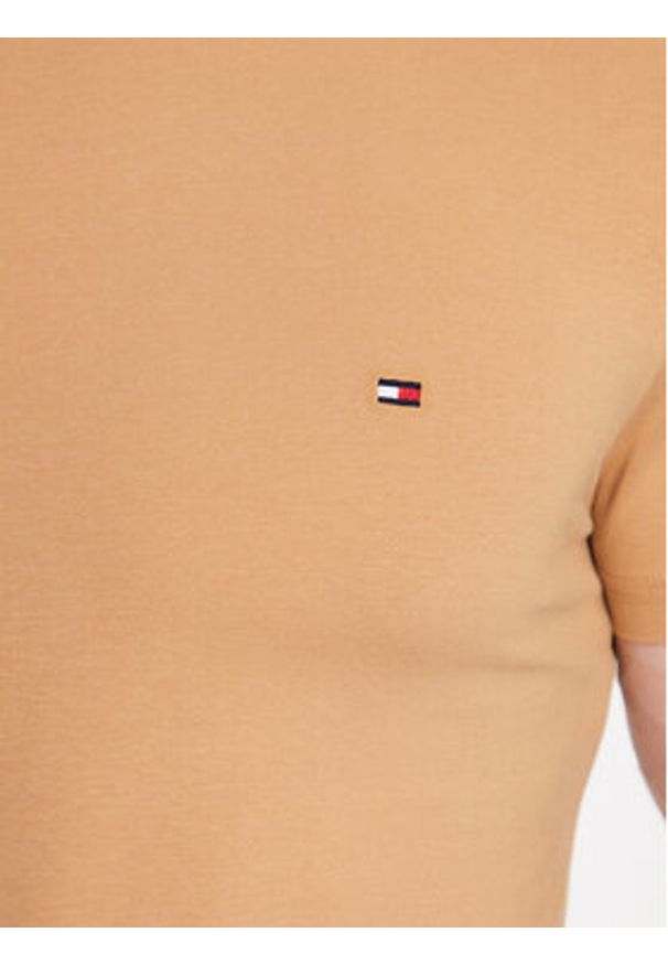 TOMMY HILFIGER - Tommy Hilfiger T-Shirt MW0MW10800 Beżowy Slim Fit. Kolor: beżowy. Materiał: bawełna
