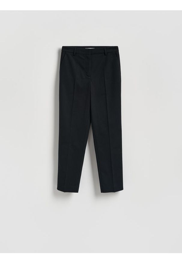 Reserved - Spodnie cygaretki - czarny. Kolor: czarny. Materiał: tkanina, wiskoza