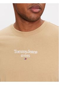 Tommy Jeans T-Shirt 85 Entry DM0DM18569 Beżowy Regular Fit. Kolor: beżowy. Materiał: bawełna