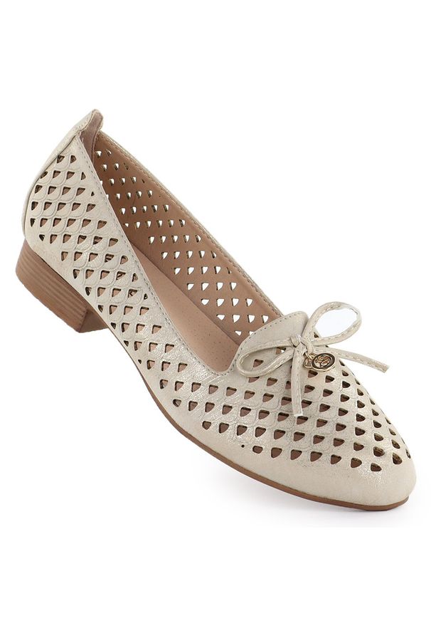 Półbuty damskie lordsy ażurowe złote Jezzi 222-5. Kolor: złoty. Materiał: skóra ekologiczna. Szerokość cholewki: normalna. Wzór: ażurowy