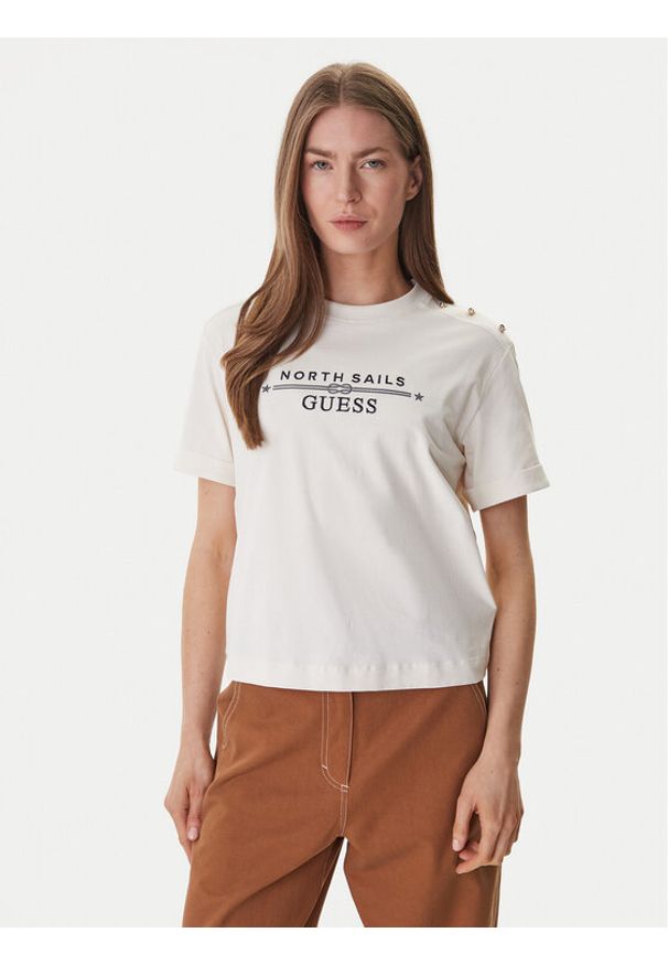 Guess T-Shirt GUESS x NORTH SAILS W6GI03 K2657 Écru Relaxed Fit. Materiał: bawełna
