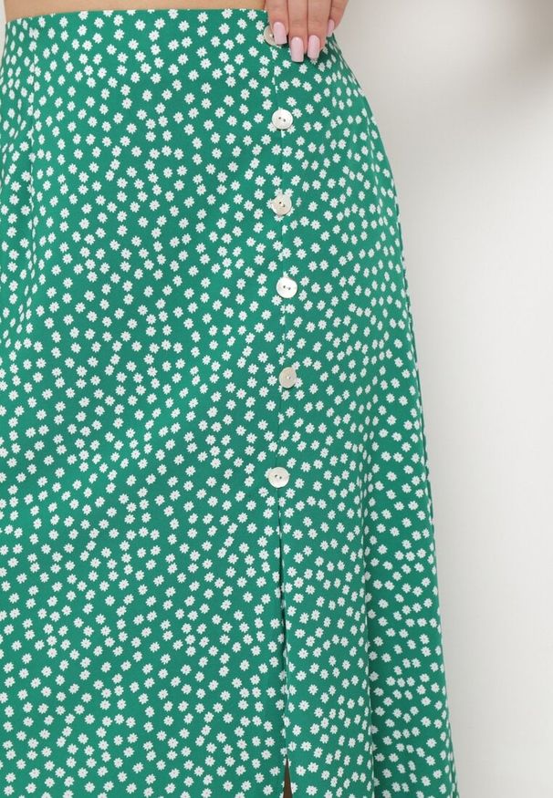 Born2be - Zielona Spódnica z Gumką w Pasie z Rozcięciem z Boku Comella. Okazja: na spotkanie biznesowe, na co dzień. Kolor: zielony. Styl: elegancki, casual, biznesowy