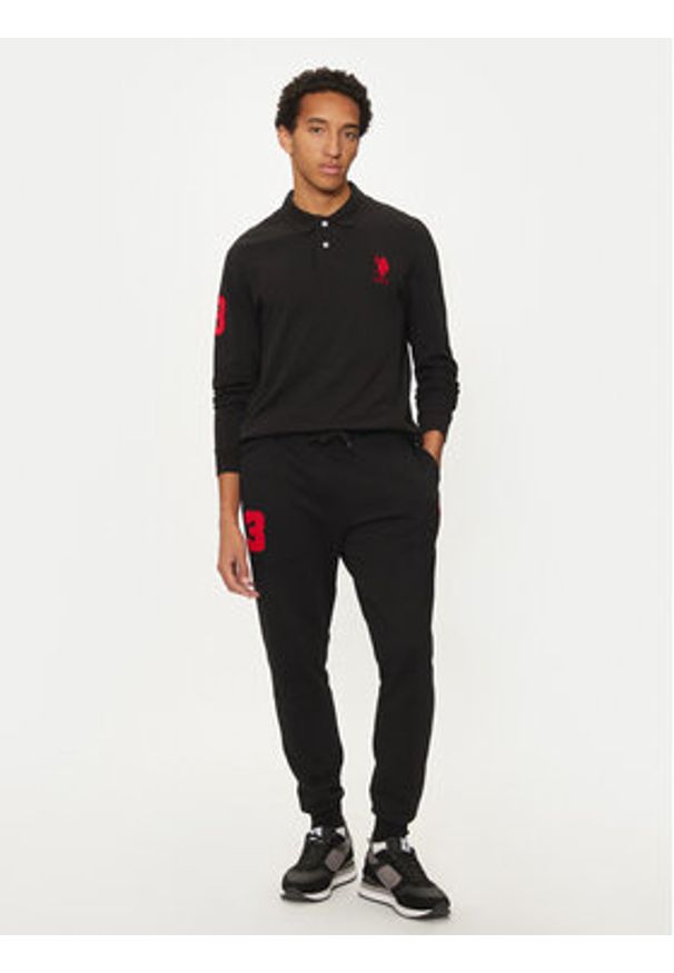 U.S. Polo Assn. Polo MUP1935 Czarny Regular Fit. Typ kołnierza: polo. Kolor: czarny. Materiał: bawełna