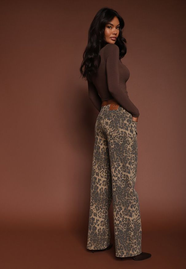 Renee - Panterkowe Jeansy High Waist o Szerokim Kroju Quelire. Okazja: na co dzień. Stan: podwyższony. Styl: casual
