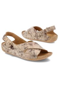 Beżowe Sandały Maciejka Wygodne Obuwie Damskie. Okazja: na spacer, na co dzień. Zapięcie: pasek. Kolor: beżowy. Materiał: materiał. Wzór: paski. Sezon: lato. Styl: casual, vintage, boho #5